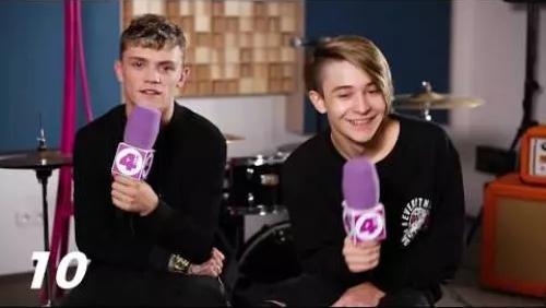 44 sekundy z Bars and Melody