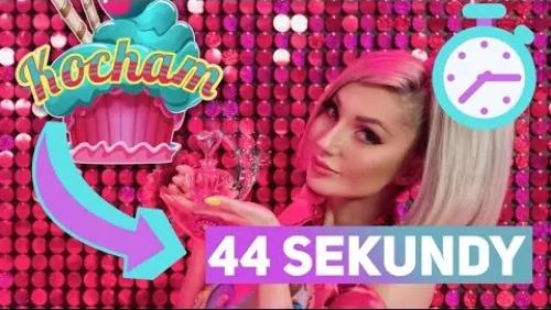 44 sekundy z CLEO