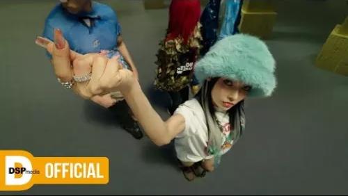 Icky (Performance Video)