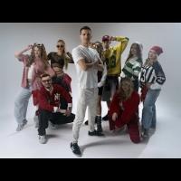 element.media.artist.name