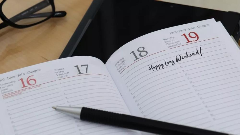 Jak najkorzystniej brać urlop w 2026? Kalendarz świąt i dni wolnych od pracy
