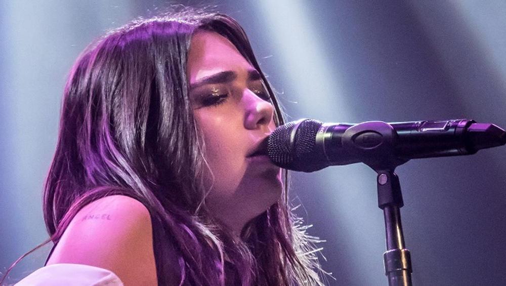 Dua Lipa i jej świetny, akustyczny wykon NEW RULES! [WIDEO]