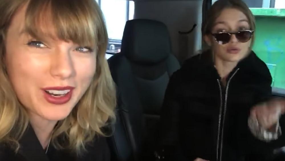 Taylor Swift po raz pierwszy słyszy swoją nową piosenkę w radiu! Taylor Swift po raz pierwszy słyszy swoją nową piosenkę w radiu!
