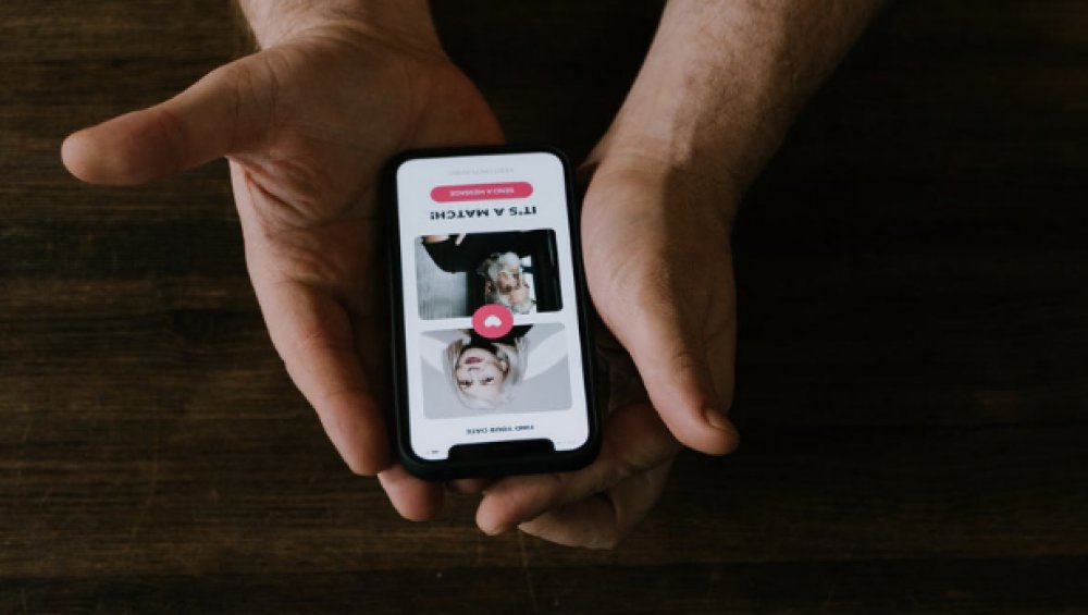 Tinder sprawdzi… przeszłość kryminalną użytkowników. To dla bezpieczeństwa Tinder sprawdzi… przeszłość kryminalną użytkowników. To dla bezpieczeństwa