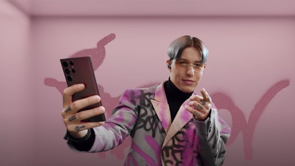 Żabson x Samsung: pierwsza taka reklama w Polsce. Future is now, old man Żabson x Samsung: pierwsza taka reklama w Polsce. Future is now, old man