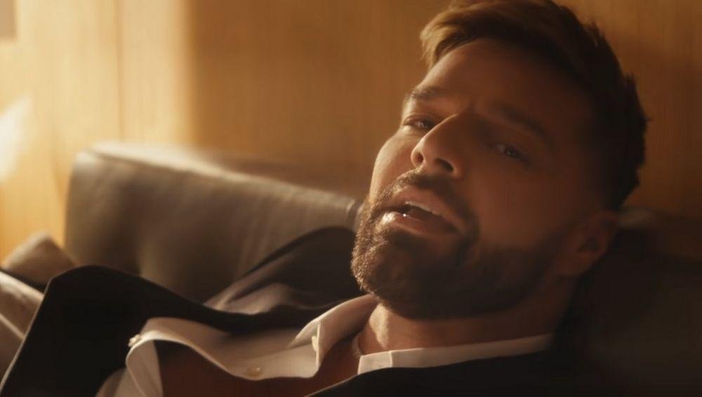 Ricky Martin oskarżony o przemoc domową i z zakazem zbliżania się. Skomentował to