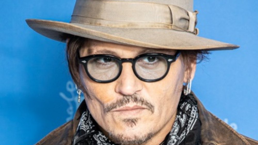 Nie zgadniecie, z kim randkuje Johnny Depp. To coś poważnego?