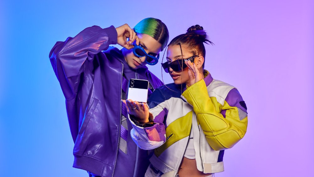 Julia Wieniawa i Żabson w nowej kampanii Samsunga. Towarzyszy im Galaxy Z Flip4