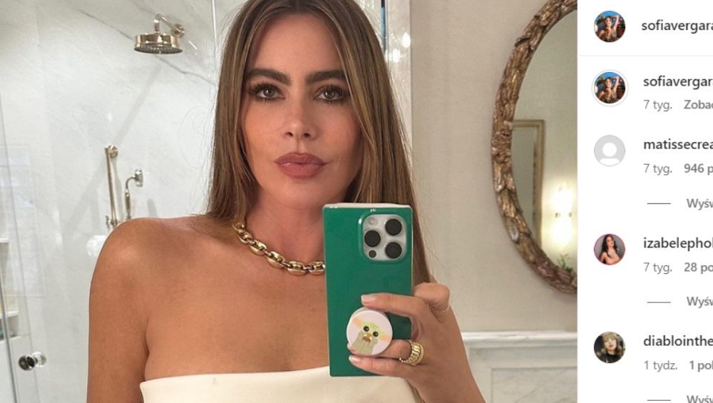 51-letnia Sofia Vergara pozuje w wannie bez makijażu. Fani zachwyceni 51-letnia Sofia Vergara pozuje w wannie bez makijażu. Fani zachwyceni