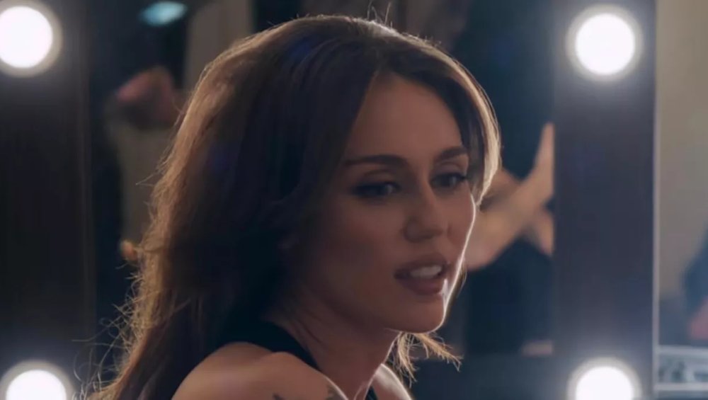 Miley Cyrus trafiła do szpitala. Wszystko przez zdjęcia do nowego filmu Miley Cyrus trafiła do szpitala. Wszystko przez zdjęcia do nowego filmu