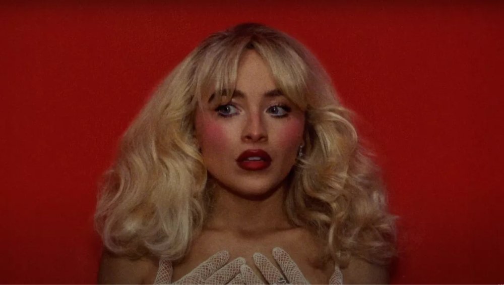 Sabrina Carpenter zmieniła zakończenie teledysku do Tears. Efekt mrozi krew w żyłach