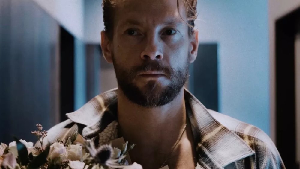 Sebastian Fabijański wydał nową piosenkę. Tak brzmi LISTOPAD