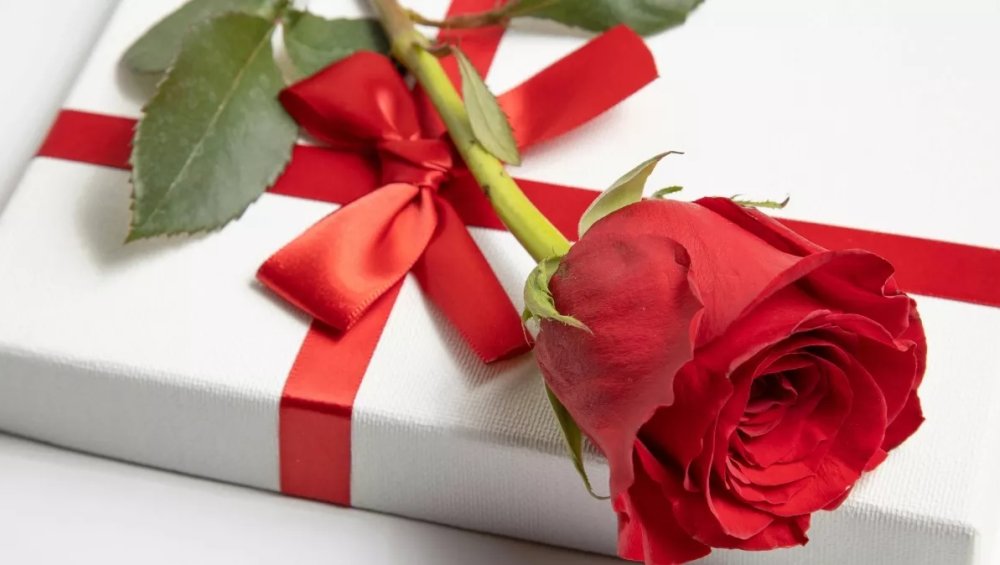 Pomysły na walentynkowe randki. Nie tylko kino czy kolacja