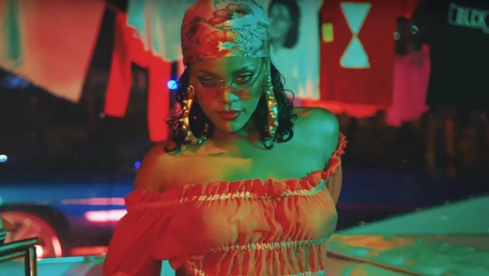 Strzały na terenie posiadłości Rihanny. Piosenkarka była na miejscu