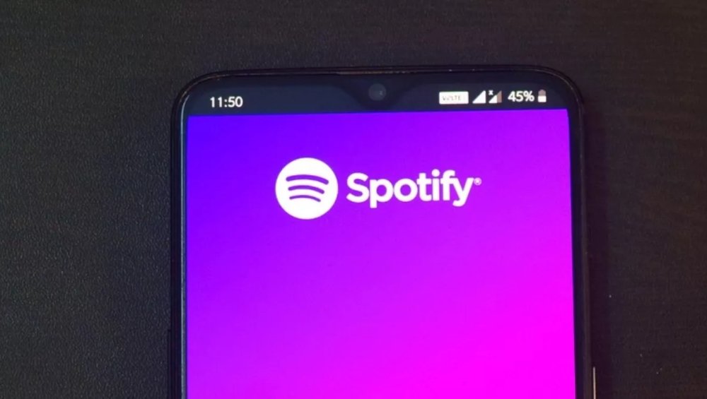 Spotify zmienia zasady. Będą oznaczenia piosenek oraz artystów AI